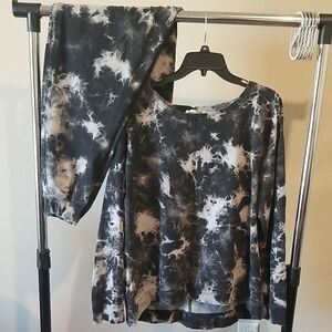 Jane and Delancey Black and White Tie-Dye Sweats